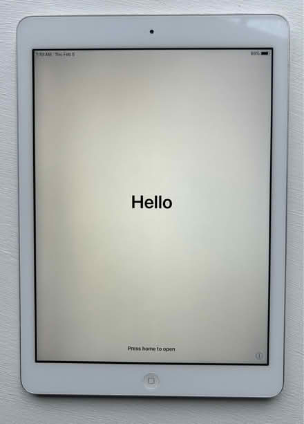 Photo of free iPad Air - 1st Generation (2013) (RH16) #1