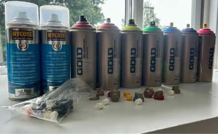 Photo of free Spray paint (CT2) #4