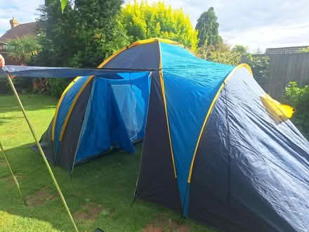 Photo of free Yosemite 4 person tent (Hurst RG10) #1