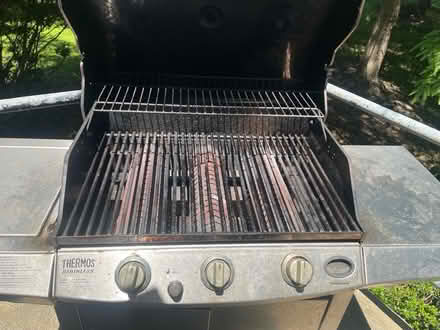 Photo of free Stainless steel gas grill (Bethesda- River Rd & Wilson Ln) #2