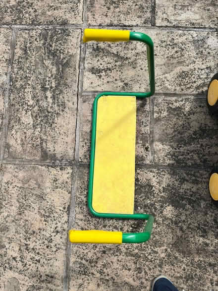 Photo of free Garden kneeler (Thurmaston LE4) #1