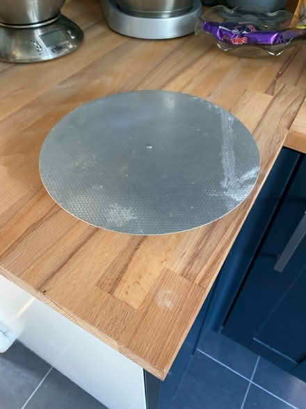 Photo of free Cake decorating turntable (BH10) #2