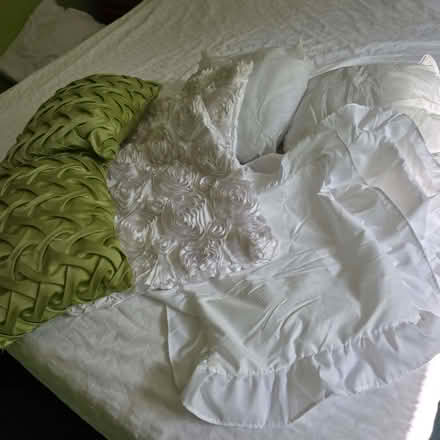 Photo of free 2 small cushion pads , 2 sets covers and 2 green c (Clive Vale TN35) #1