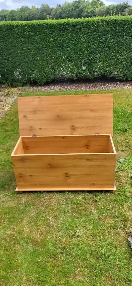 Photo of free bedding box (Rainford Junction WA11) #2