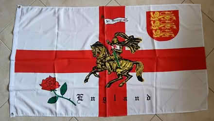 Photo of free Fabric St George Charger flag (Burnham) #1