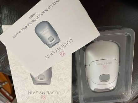 Photo of free Ladies’ Cordless shaver - new in box (Surbiton KT6) #1