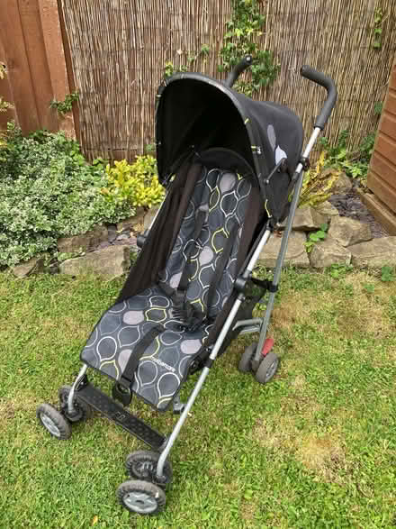 Photo of free mothercare Stroller with rain cover (Whitegrove RG42) #1