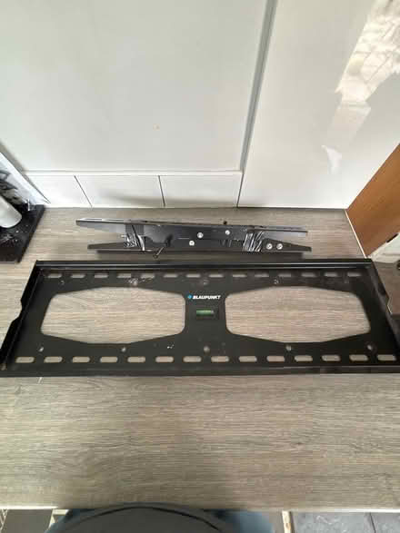 Photo of free BLAUPUNKT TV wall bracket (St Helen’s) #1