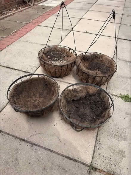 Photo of free 4 hanging baskets (Sale M33) #1