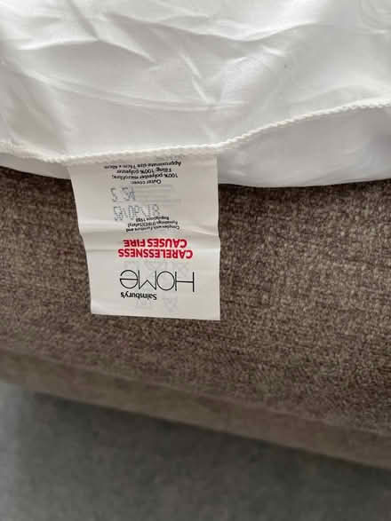 Photo of free 6 bed pillows (cheadle Hulme SK8) #1