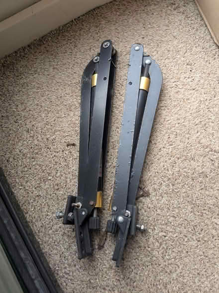 Photo of free automatic greenhouse window opener (M32 stretford) #1