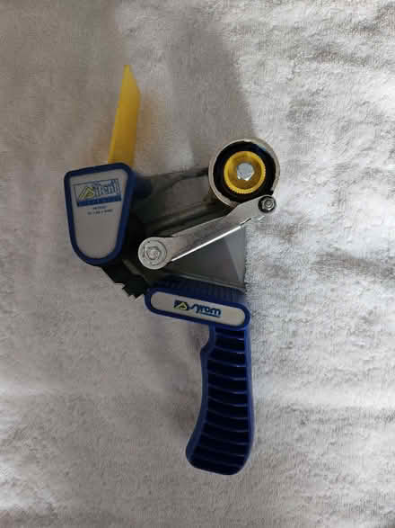 Photo of free Tape gun for packages (Redditch B97) #2