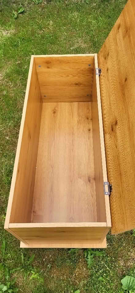 Photo of free bedding box (Rainford Junction WA11) #3
