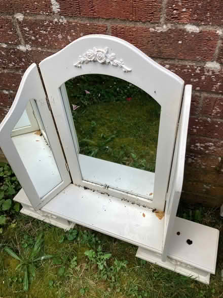 Photo of free Small White Dressing Table with Mirror & Bedside Cabinet. (St James, South Elmham IP19) #3