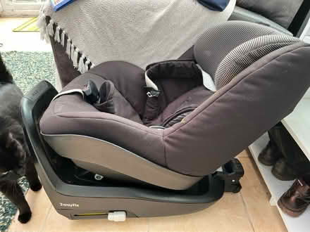Photo of free Maxi cost Car seat (Willington DE65) #1