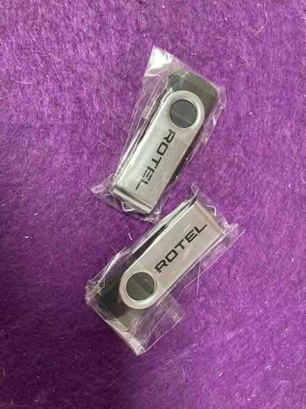 Photo of free Memory sticks x 2 (Fishponds BS16) #1