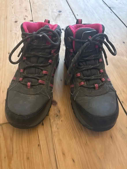 Photo of free Walking shoes (Ca15) #1