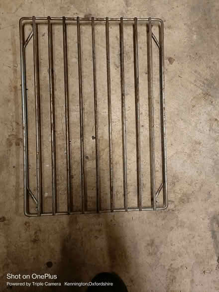 Photo of free Oven shelves (Kennington OX1) #2