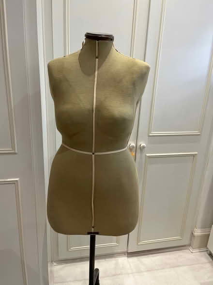 Photo of free Size 16 to 18 Dress Form (Chiswick) #1