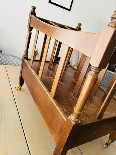 Photo of free Trafiational wood magazine rack (High Wycombe HP10) #4
