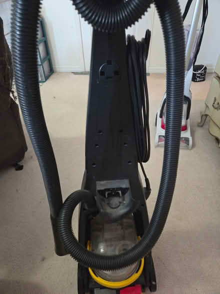 Photo of free Bissell carpet cleaner (East Beechwood area) #2