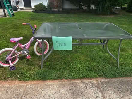 Photo of free patio table (Phoenixville, PA) #1