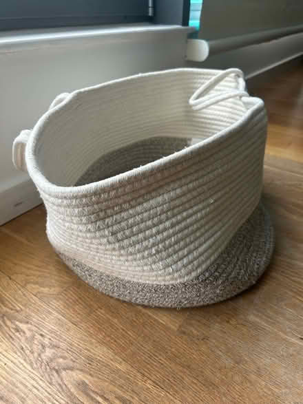 Photo of free Rope basket (Deptford SE14) #1