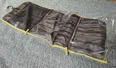 Photo of free Travel washbag (Kingston KT1) #3