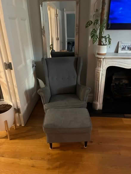 Photo of free Dubhelm bed and ikea arm chair (TW9) #2