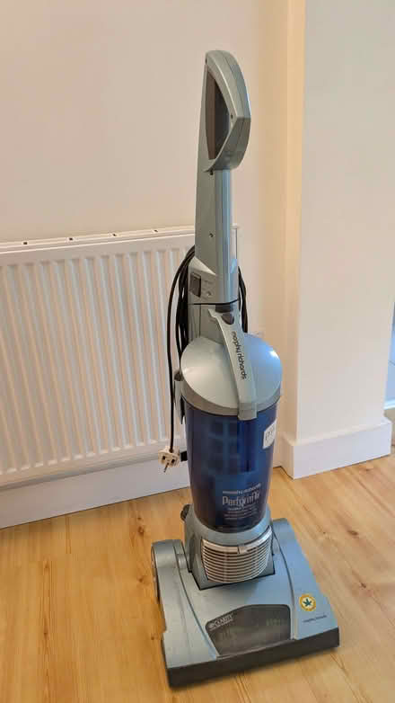 Photo of free Standing vacuum cleaner (Abingdon-on-Thames OX14) #1