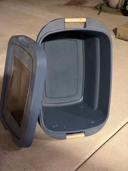 Photo of free 20 gallon Plastic Ultra Tote Box (Darien - near 75th x Cass Ave.) #2