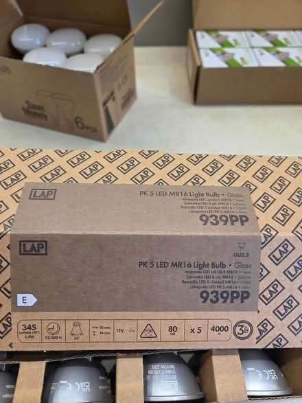 Photo of free 10 x gu5.3 mr16 led light bulbs (Crag Bank, LA5) #2