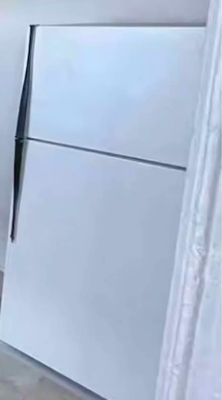 Photo of free Stove and refrigerator (Stuyvesant Heights) #3