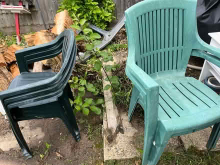 Photo of free 5x garden chairs, plastic (Oxford OX4) #3