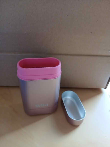 Photo of free Aluminium refillable deoderant (Henley in Arden B95) #2