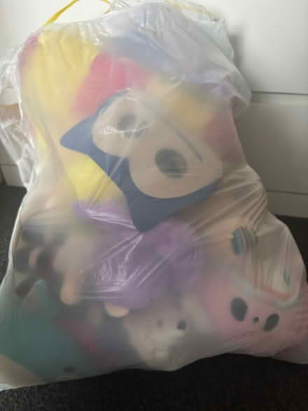 Photo of free Bag full of soft toys (SE6) #1
