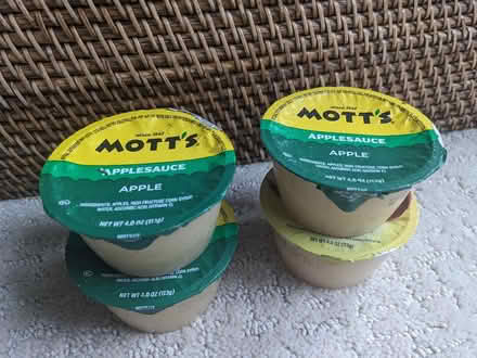 Photo of free Applesauce single serve cups (S of Ypsi) #1