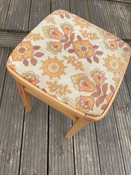 Photo of free 1960s/70s kitchen stool/side table (Elmers End BR3) #3