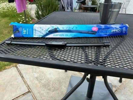 Photo of free Wiper blade vista pro 16” 400mm (Ashtead, KT21) #1