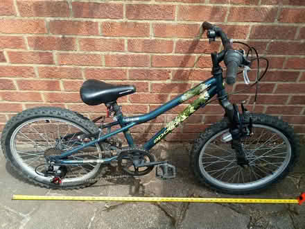 Photo of free Kids 6 speed mountain bike (Welling DA16) #1