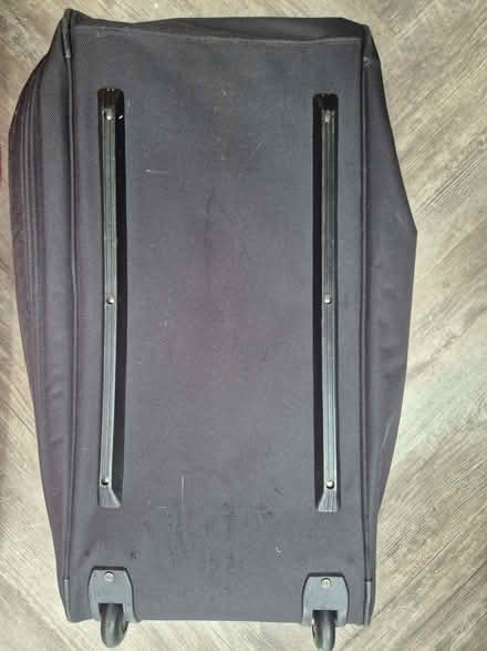 Photo of free Suitcase holdall black (Croham CR2) #4