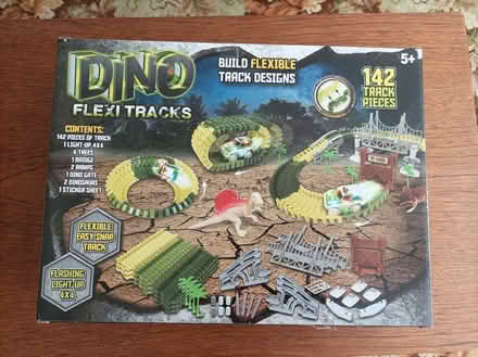 Photo of free dino flexi tracks (Seaside BN23) #1