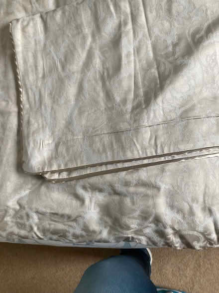 Photo of free bedeck king duvet (Trevone PL28) #1