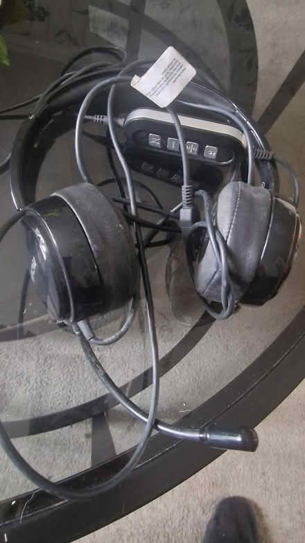 Photo of free Headphones set (Kirk Hallam DE7) #1