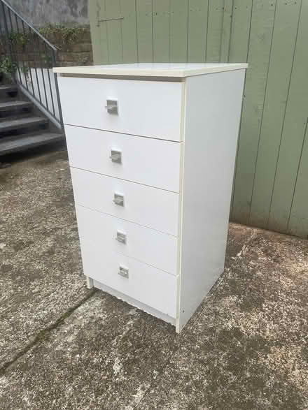 Photo of free Chest Of Drawers (Islington N1) #1