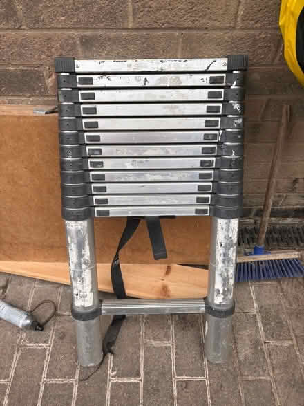 Photo of free Surveyors ladder (Stanley DE7) #1