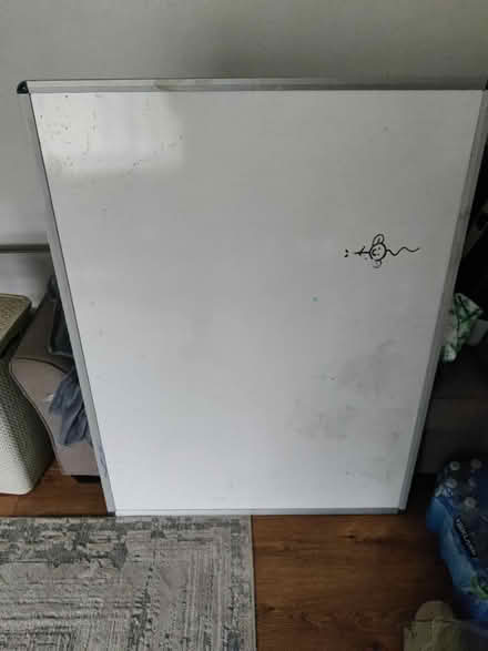 Photo of free 120x90 cm Whiteboard (Rotherham S65) #1