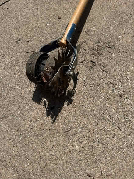Photo of free Old School Hand Edger (By WJHS) #1