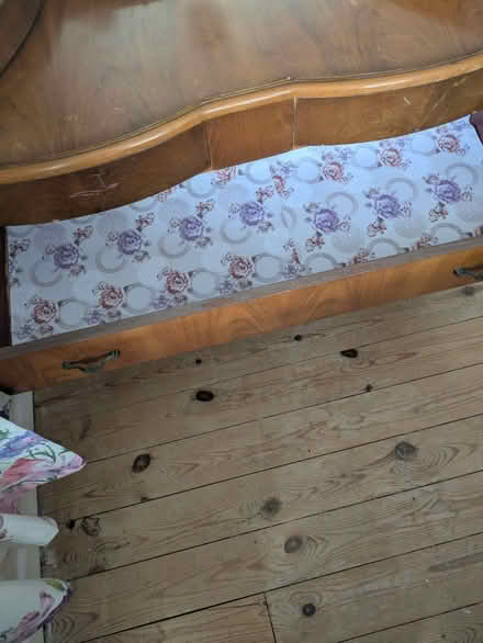 Photo of free Dressing table (Over Norton OX7) #3