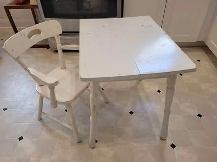 Photo of free Small kids table and chair (Highland Road East) #1